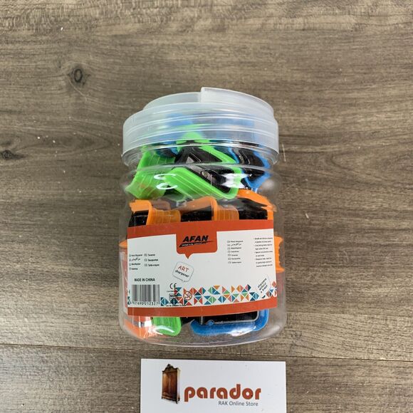 24 pcs Small Pencil Sharpener Manual Single Hole 20 pencil sharpeners + 4 eraser - Picture 4 of 6